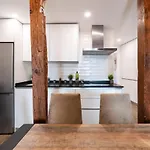 Downtown Chillout Housing Cathedral Alcazar Views Feriehus *