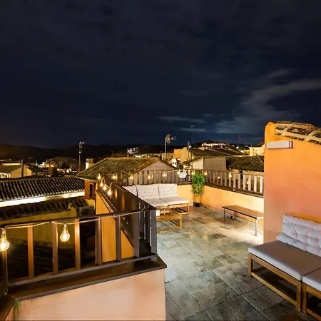Semesterbostad Downtown Chillout Housing Cathedral Alcazar Views