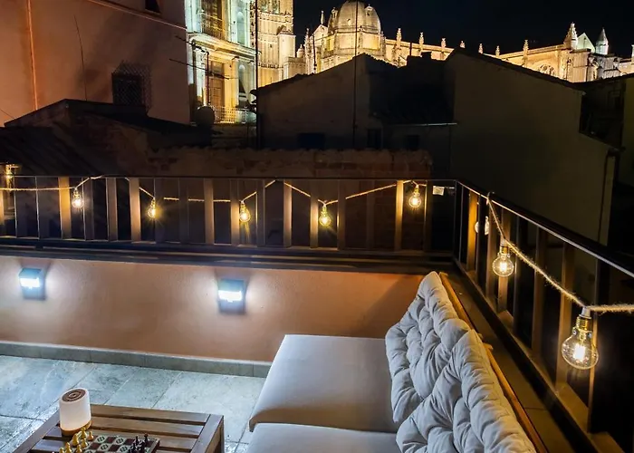 Feriehus Downtown Chillout Housing Cathedral Alcazar Views *