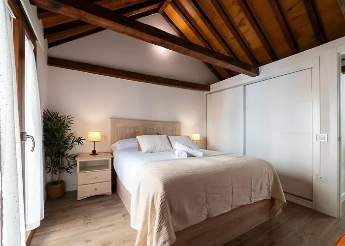 Downtown Chillout Housing Cathedral Alcazar Views Feriehus